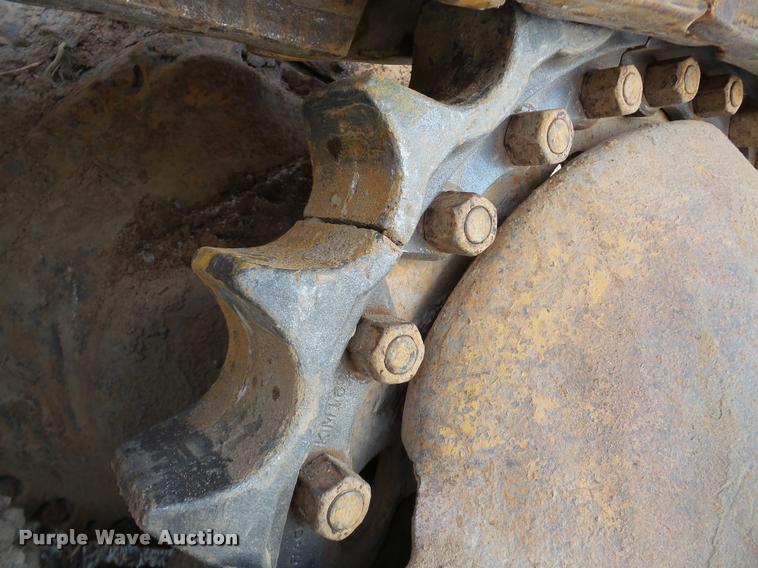 image for item DA7353 1980 Komatsu D65E dozer
