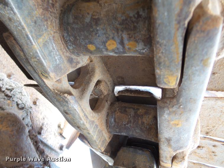 image for item DA7353 1980 Komatsu D65E dozer