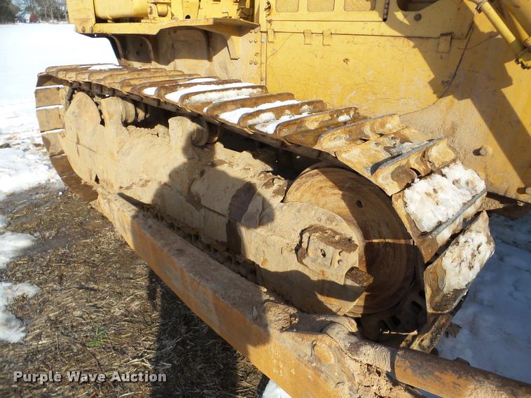image for item DA7353 1980 Komatsu D65E dozer