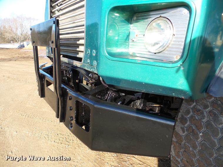 image for item DA7354 1989 Mack DM688S dump truck