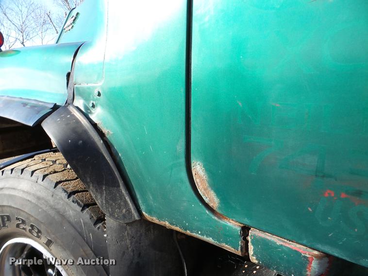 image for item DA7354 1989 Mack DM688S dump truck