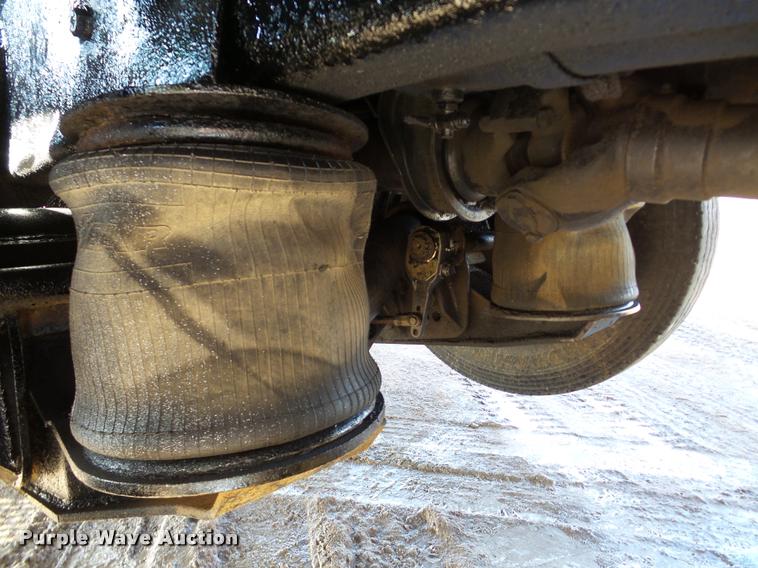 image for item DA7354 1989 Mack DM688S dump truck