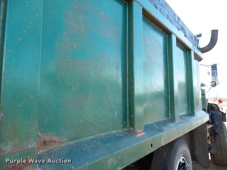 image for item DA7354 1989 Mack DM688S dump truck