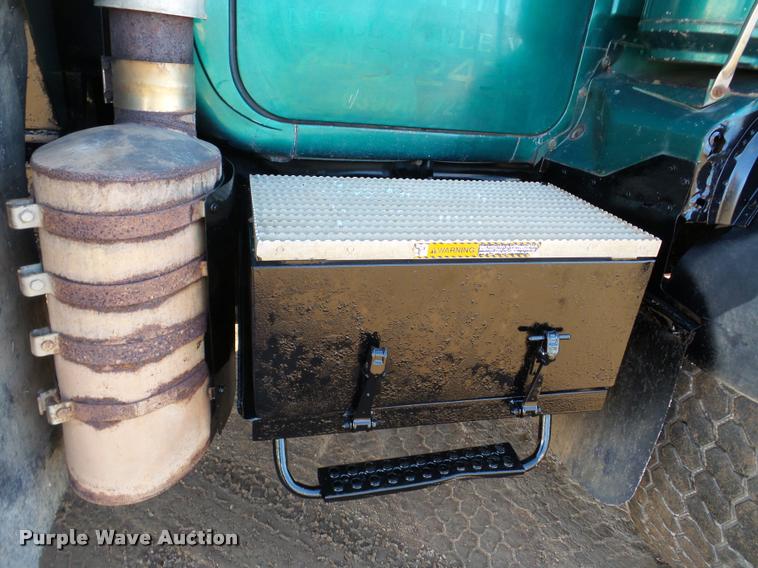 image for item DA7354 1989 Mack DM688S dump truck