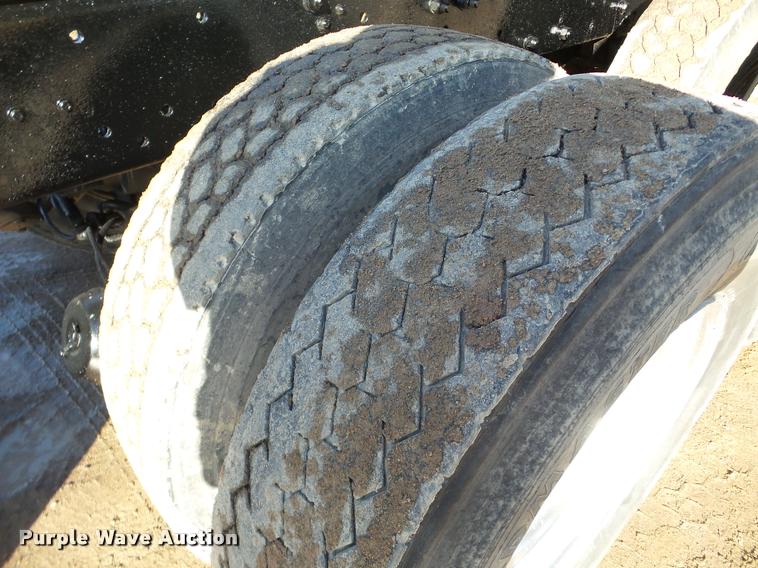 image for item DA7354 1989 Mack DM688S dump truck