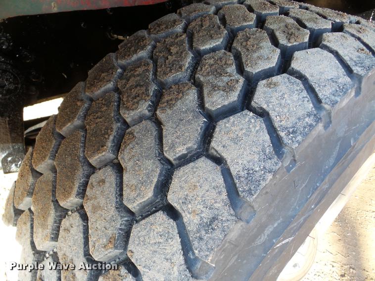 image for item DA7354 1989 Mack DM688S dump truck