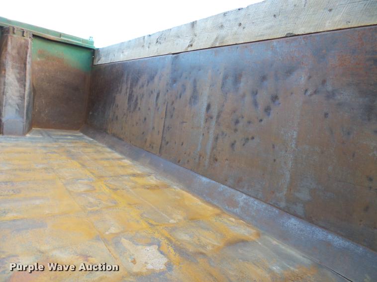 image for item DA7354 1989 Mack DM688S dump truck