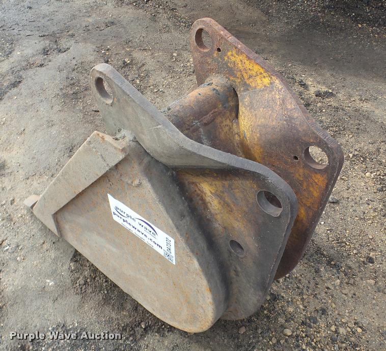 image for item DA7372 Backhoe bucket