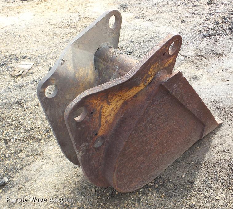 image for item DA7372 Backhoe bucket