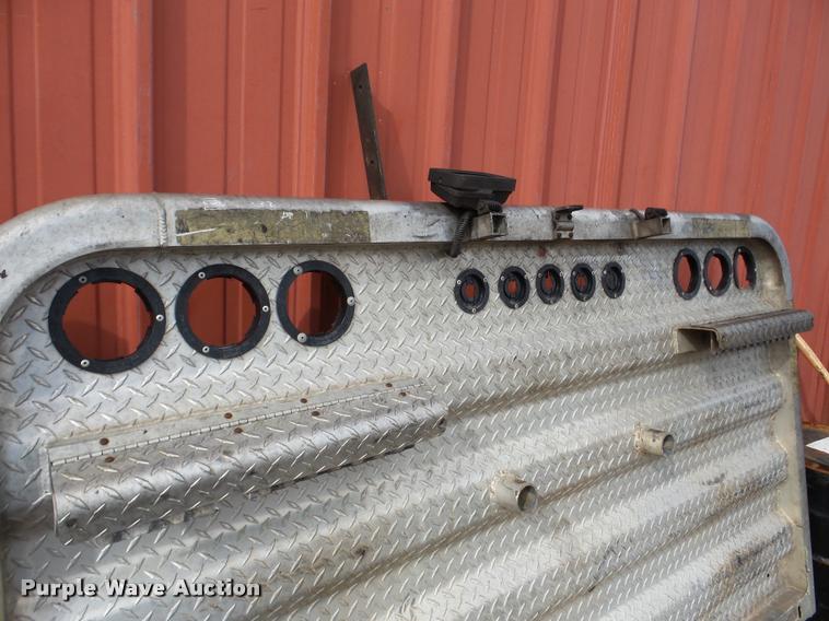 image for item DA7373 (2) headache racks