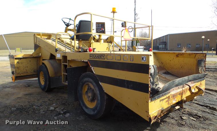 image for item DA7374 Rosco SPR-H chip spreader