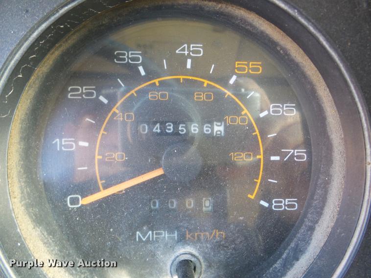 image for item DA7377 1991 GMC 7000 oil distribution truck