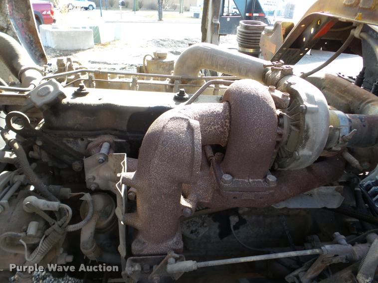 image for item DA7377 1991 GMC 7000 oil distribution truck