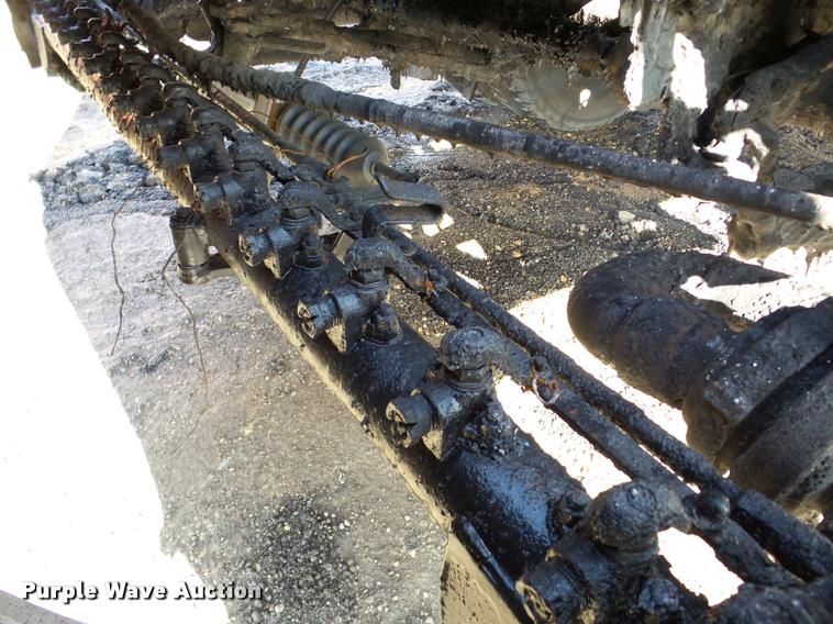 image for item DA7377 1991 GMC 7000 oil distribution truck