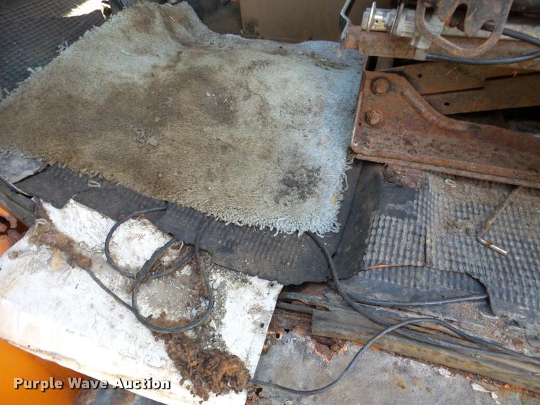 image for item DA7378 1988 GMC Brigadier dump truck