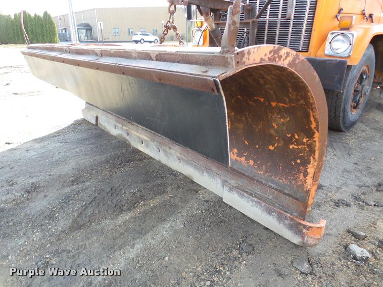 image for item DA7378 1988 GMC Brigadier dump truck