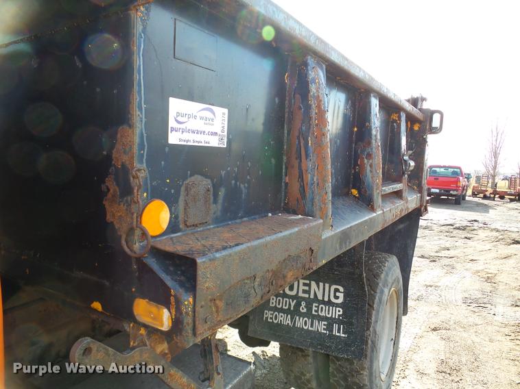 image for item DA7378 1988 GMC Brigadier dump truck