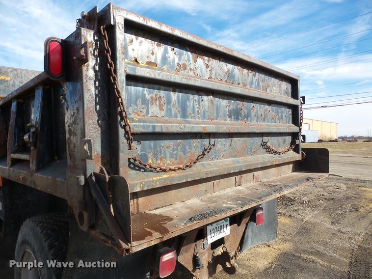 image for item DA7378 1988 GMC Brigadier dump truck