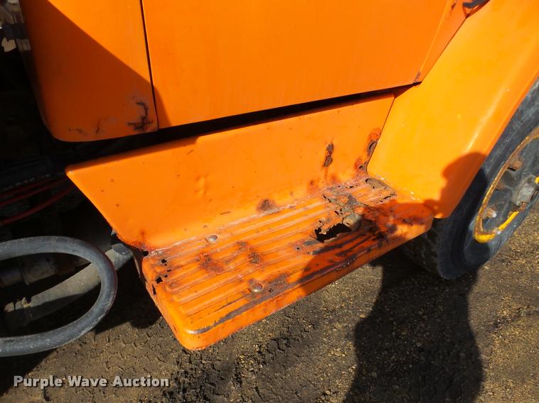 image for item DA7378 1988 GMC Brigadier dump truck