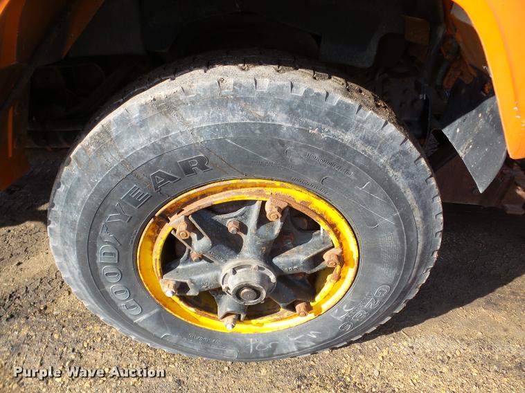 image for item DA7378 1988 GMC Brigadier dump truck