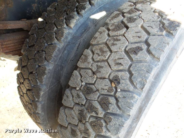 image for item DA7378 1988 GMC Brigadier dump truck