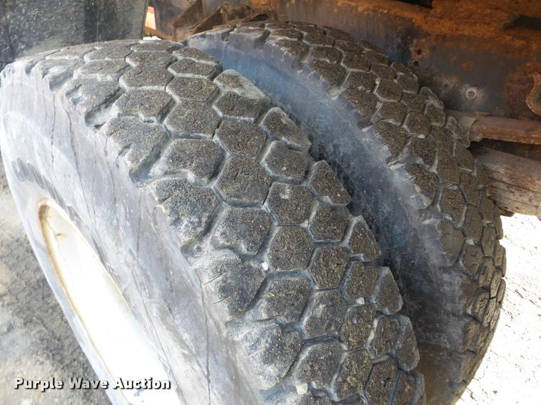 image for item DA7378 1988 GMC Brigadier dump truck