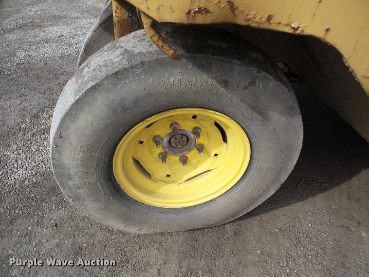 image for item DA7381 Bros SP2500 pneumatic roller