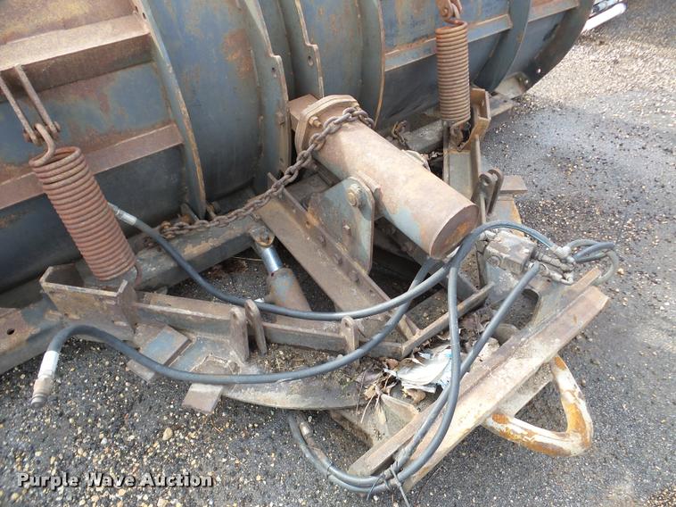 image for item DA7383 Viking-Cives snow plow