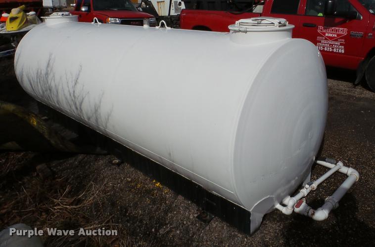 image for item DA7384 2001 Mid State water tank