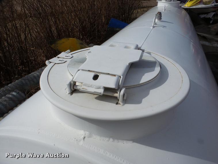 image for item DA7384 2001 Mid State water tank