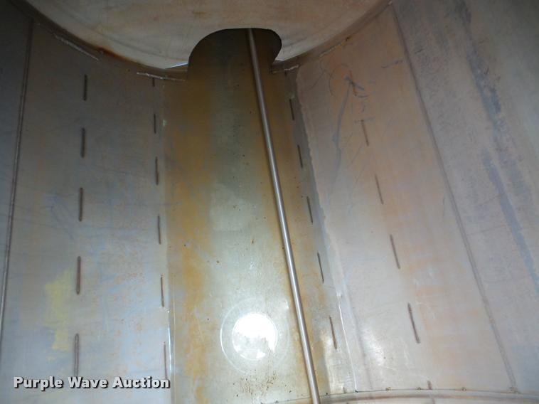 image for item DA7384 2001 Mid State water tank