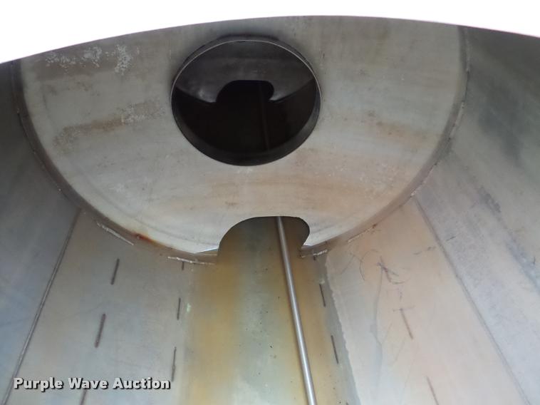 image for item DA7384 2001 Mid State water tank