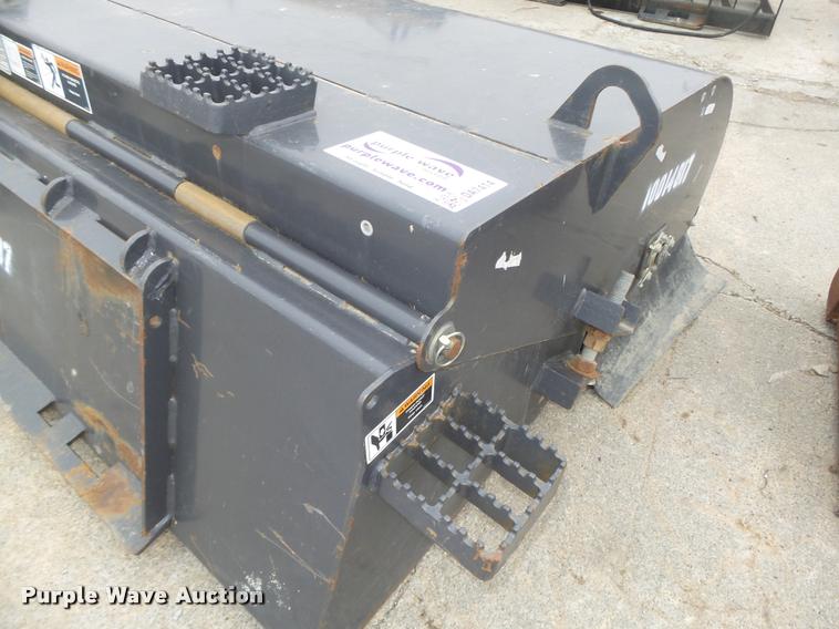 image for item DA7414 2011 Sweepster 20572M-0022 skid steer broom