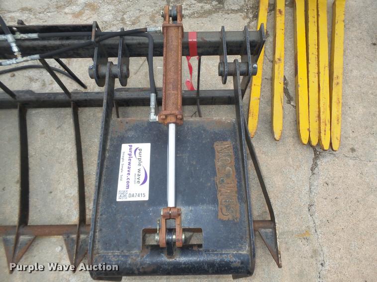 image for item DA7415 Grapple bucket