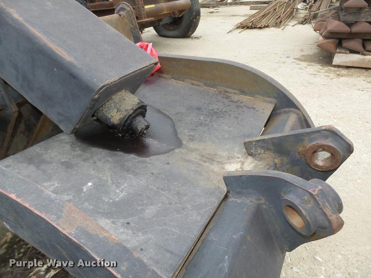 image for item DA7417 Grapple bucket