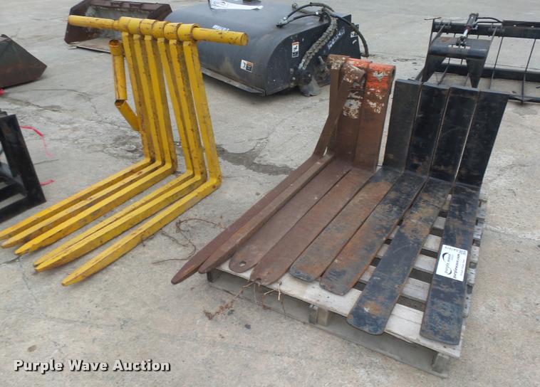 image for item DA7419 (14) assorted forks