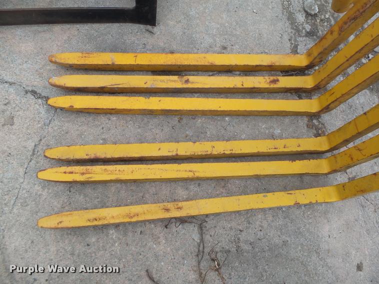 image for item DA7419 (14) assorted forks