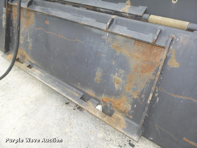 image for item DA7422 2008 Sweepster 20072M-0022 skid steer broom
