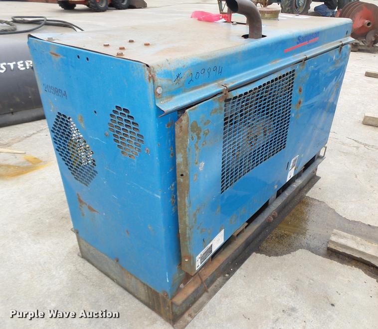 image for item DA7423 Miller Big Blue 251D DC arc welder/generator