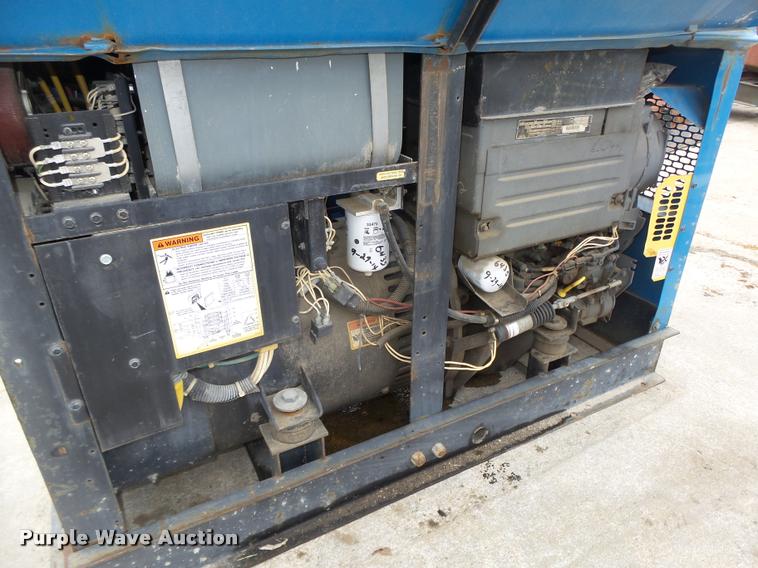 image for item DA7423 Miller Big Blue 251D DC arc welder/generator