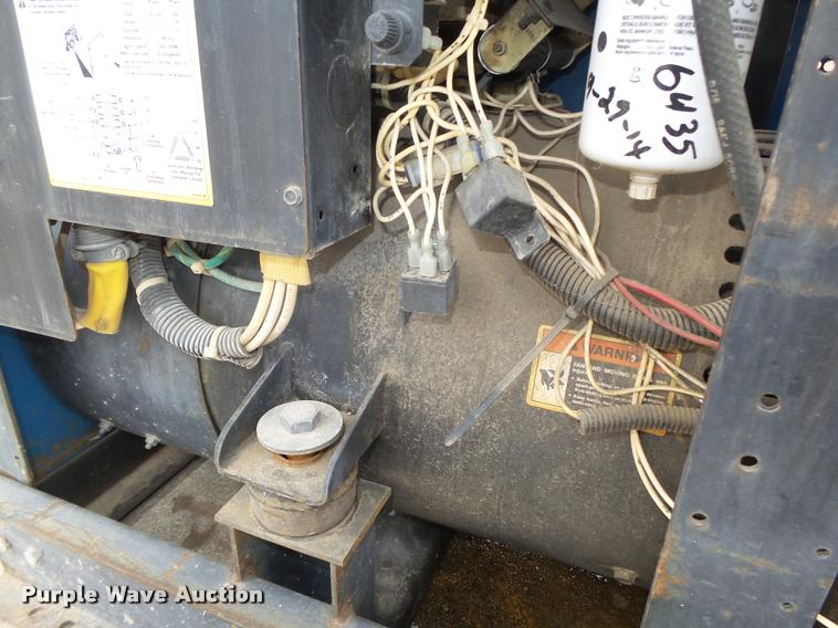 image for item DA7423 Miller Big Blue 251D DC arc welder/generator