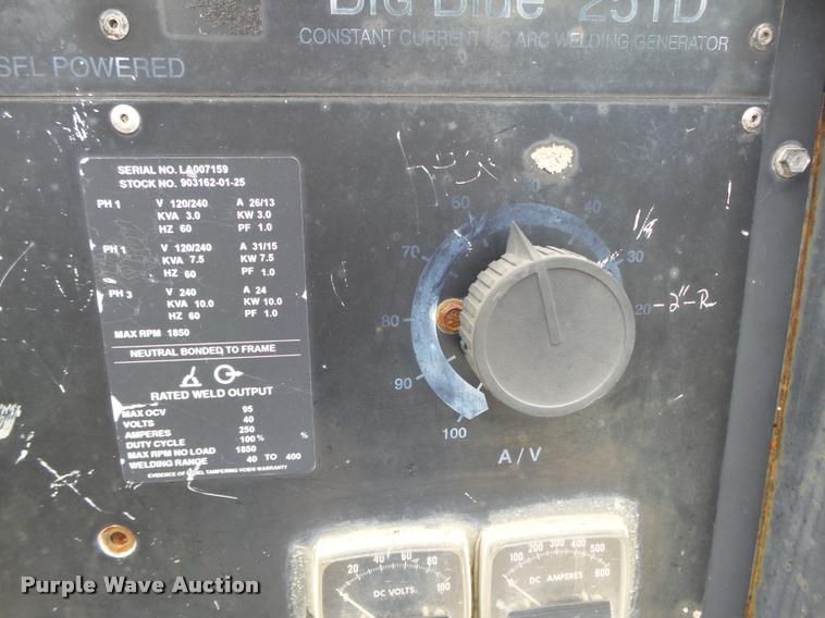 image for item DA7423 Miller Big Blue 251D DC arc welder/generator