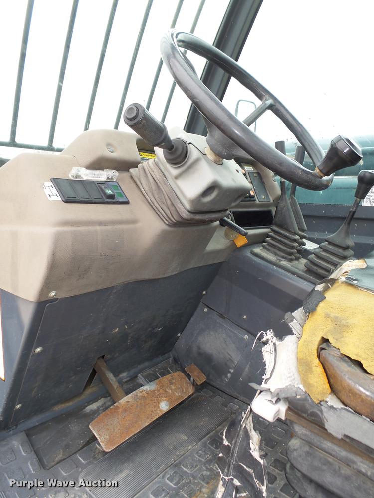 image for item DA7436 2000 New Holland LM860 telehandler