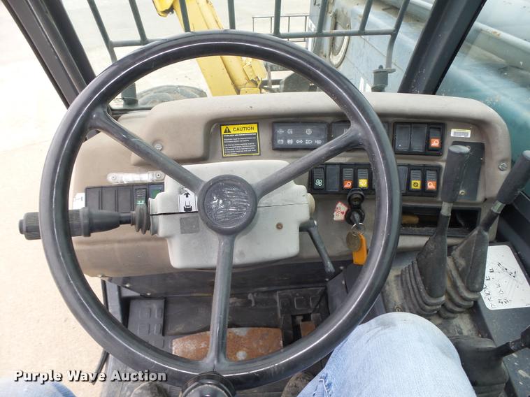 image for item DA7436 2000 New Holland LM860 telehandler