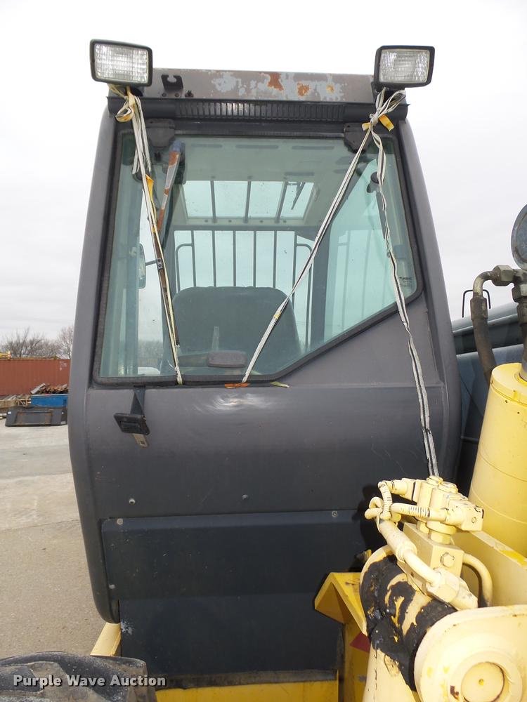 image for item DA7436 2000 New Holland LM860 telehandler