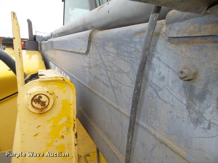 image for item DA7436 2000 New Holland LM860 telehandler