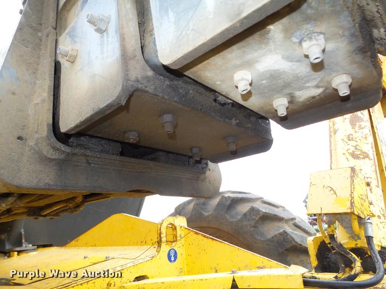 image for item DA7436 2000 New Holland LM860 telehandler