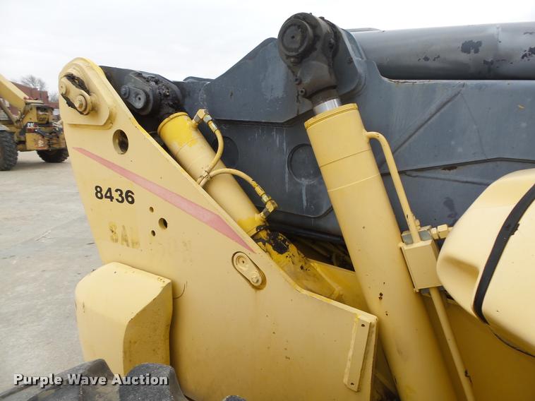 image for item DA7436 2000 New Holland LM860 telehandler