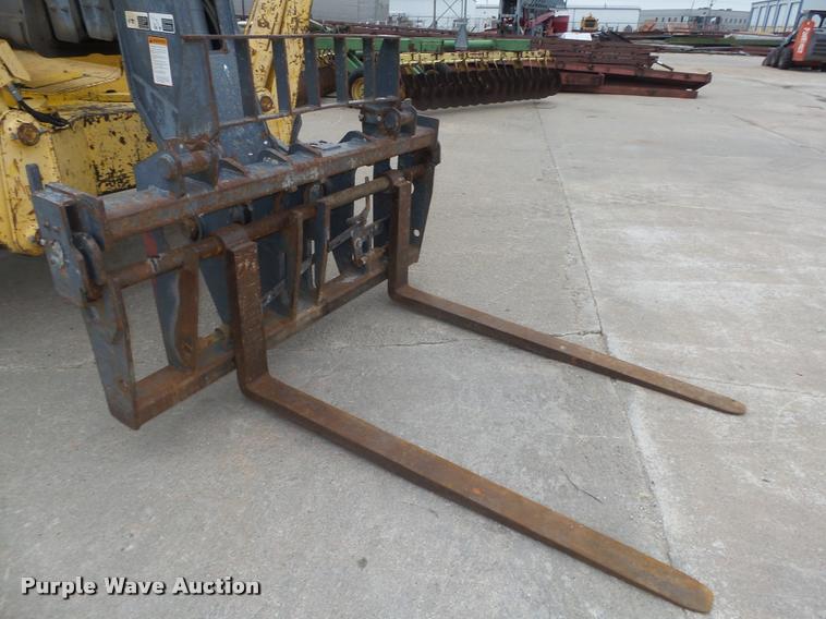 image for item DA7436 2000 New Holland LM860 telehandler