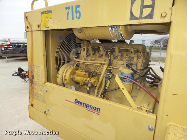 image for item DA7440 1988 Caterpillar CP-323 single drum vibratory roller